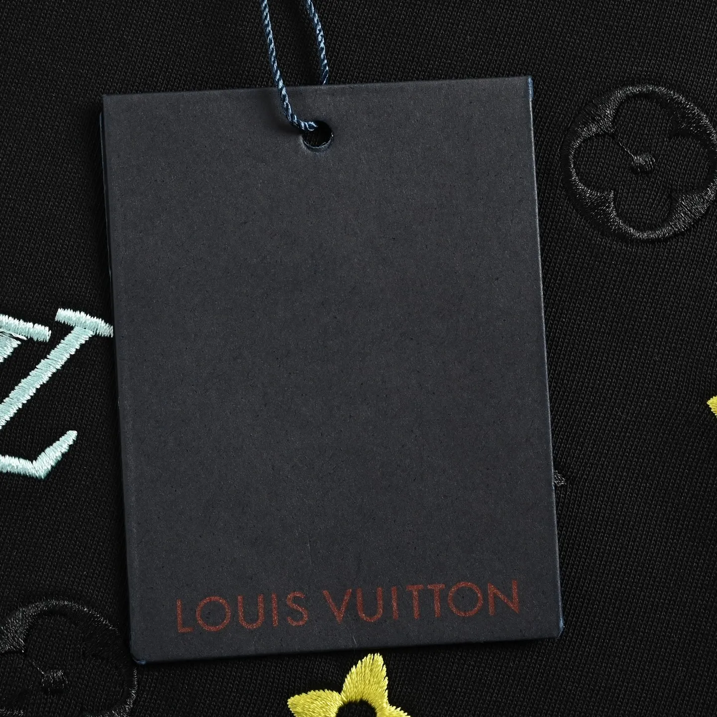 Louis Vuitton/ T